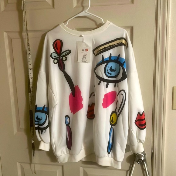 Sweater - Picture 1 of 3